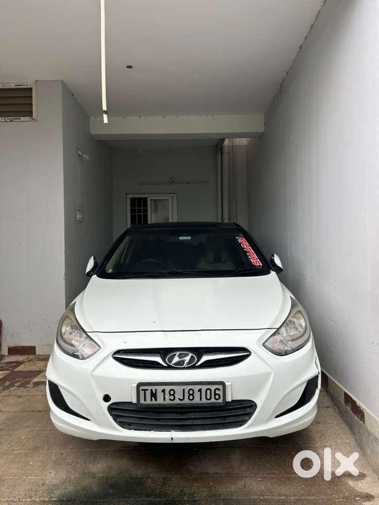 Hyundai Fluidic Verna 2012