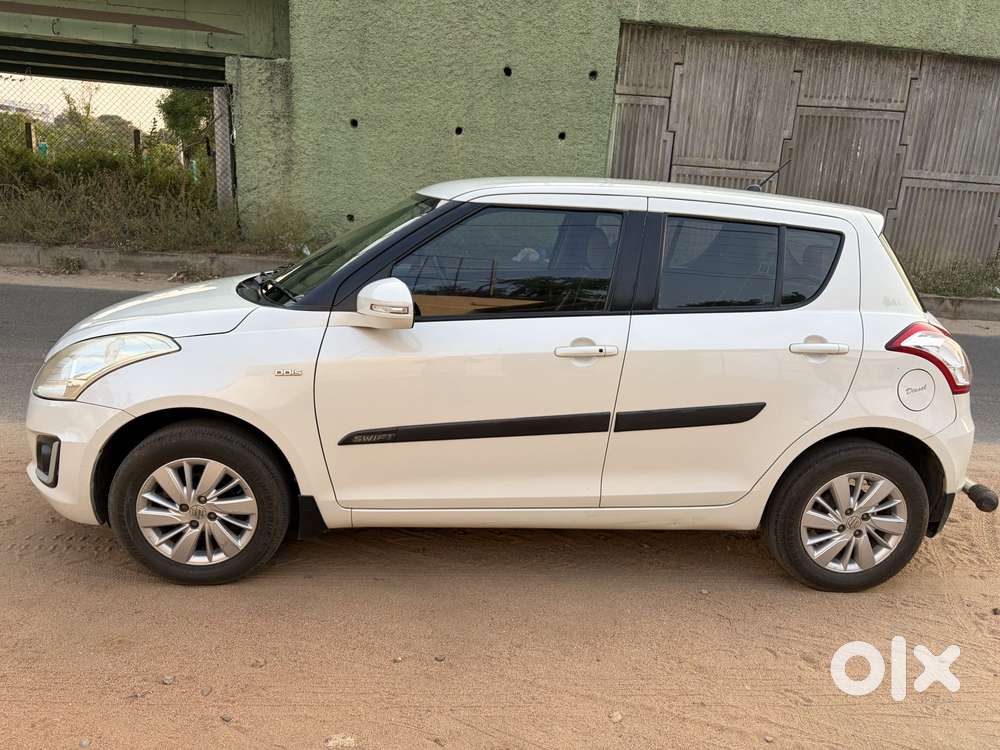 Maruti Suzuki Swift Zdi Plus, 2017, Diesel