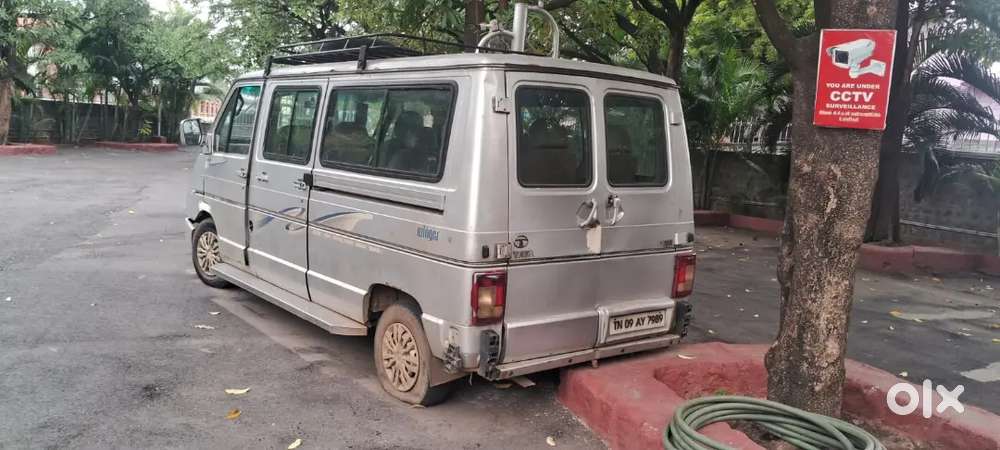 10 Seater Diesel