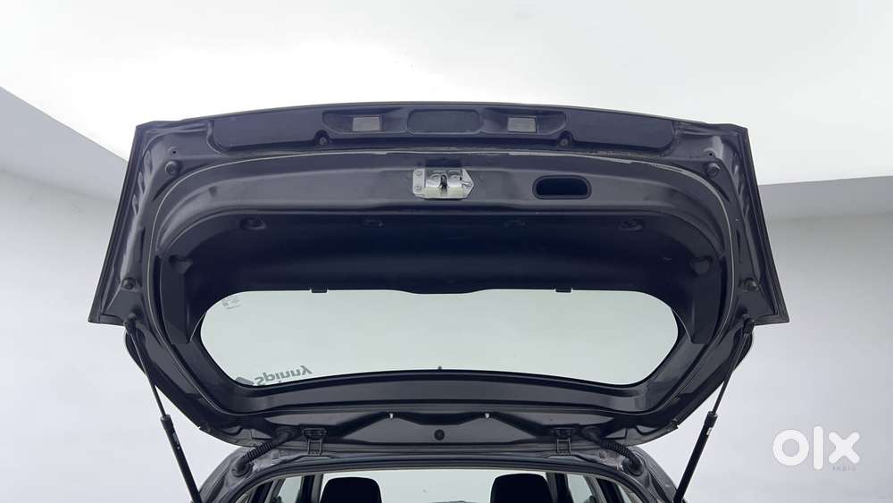 Maruti Suzuki Swift Vvt Vxi, 2016, Petrol