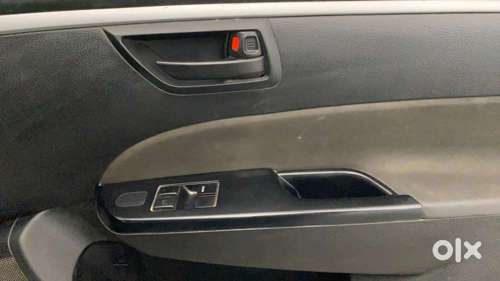Maruti Suzuki Swift Lxi, 2015, Petrol