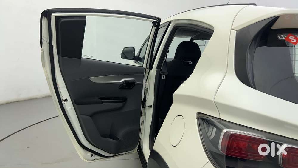 Mahindra Kuv100 Nxt 1.2 K6 Plus Petrol 6 Str, 2018, Petrol
