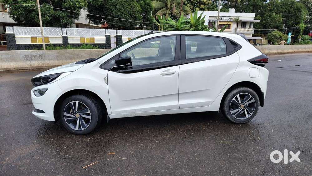 Tata Altroz Xza Plus Dca Petrol 2023 50000 Km