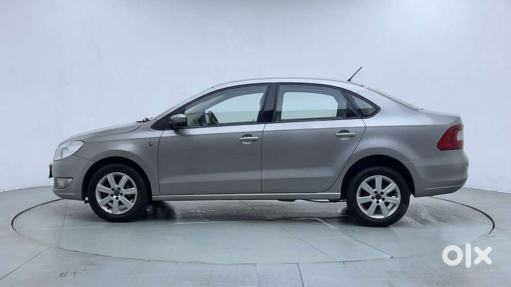 Skoda Rapid 1.6 Ambition Plus Mpi, 2014, Petrol
