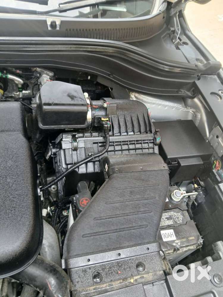Mahindra Xuv700 2.2 Ax 7 Diesel At Str, 2025, Diesel