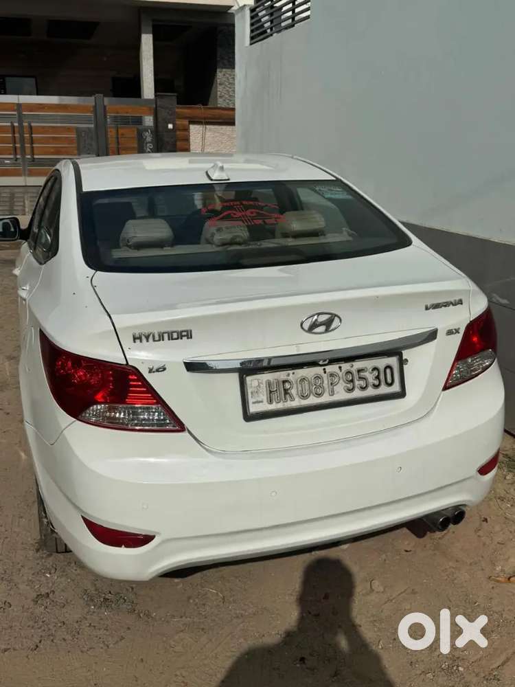 New Vena Fludic Car  Sale New Tyre Gud Condition
