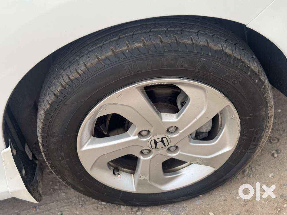 Honda City 1.5 V 4th Gen I-vtec Mt, 2016, Petrol