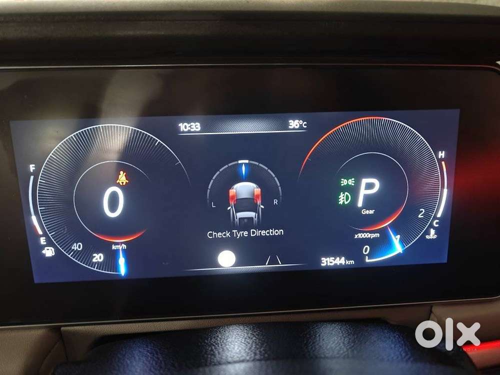 Mahindra Xuv700 2.2 Ax 7 Diesel At Luxury Pack Str, 2023, Diesel