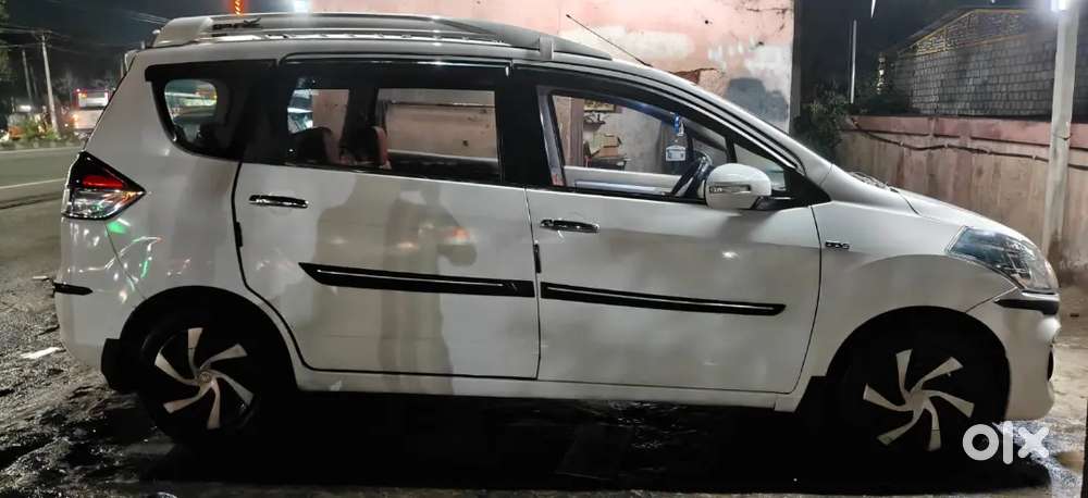 Maruti Suzuki Ertiga 2016 Diesel 141000 Km Driven