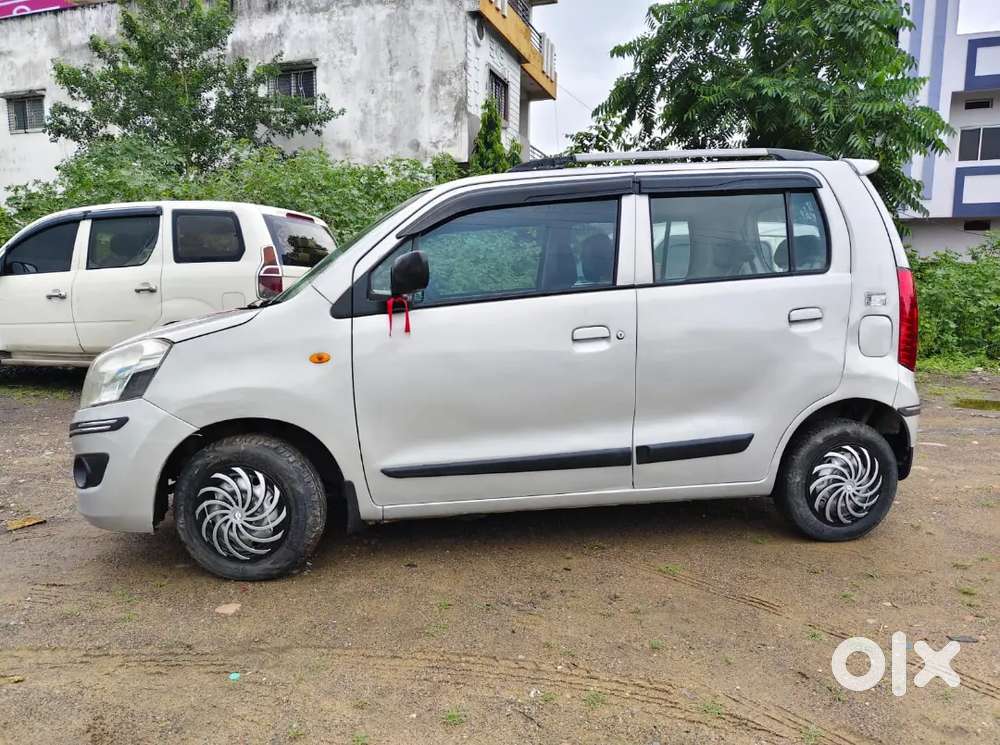 Maruti Suzuki Wagon R 2015 Petrol+company Fitted Cng 67000 Km Driven