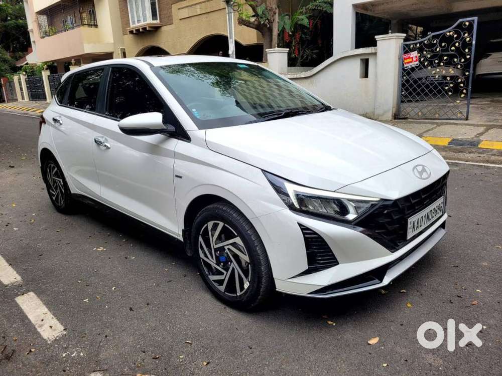 Hyundai I20 Asta (o) 1.2 Ivt, 2024, Petrol