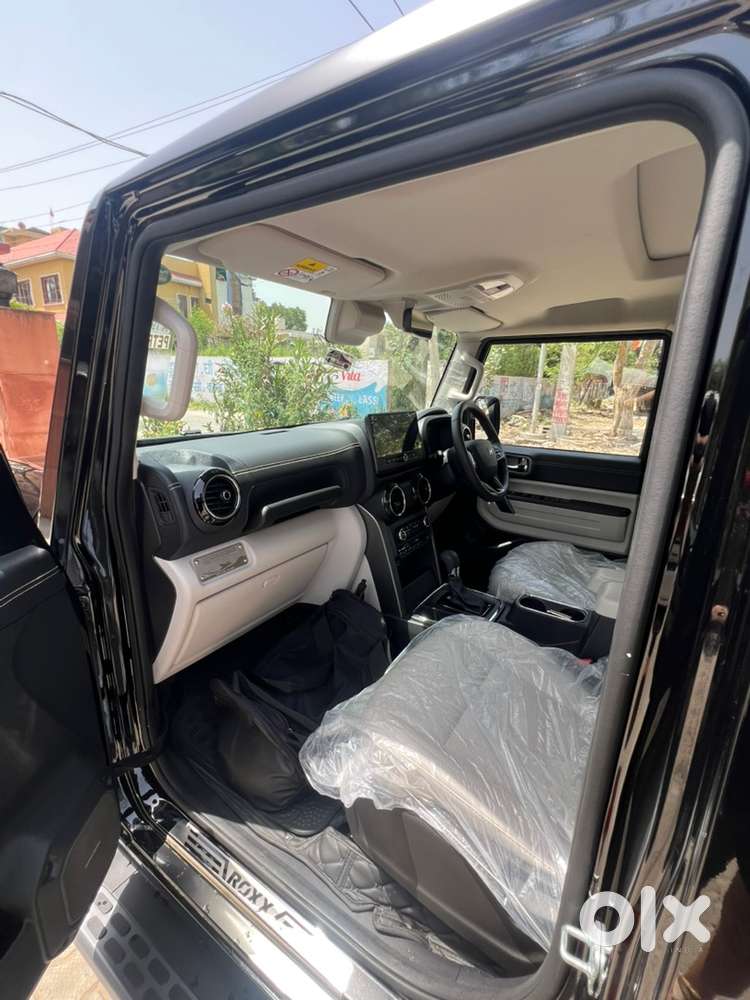 Mahindra Thar Roxx Ax7l 4x2 At Petrol  Top Model  Mint  5000 Km