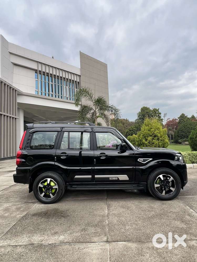 Mahindra Scorpio Classic 2.2 S 11 Mt 7 Cc, 2024, Diesel
