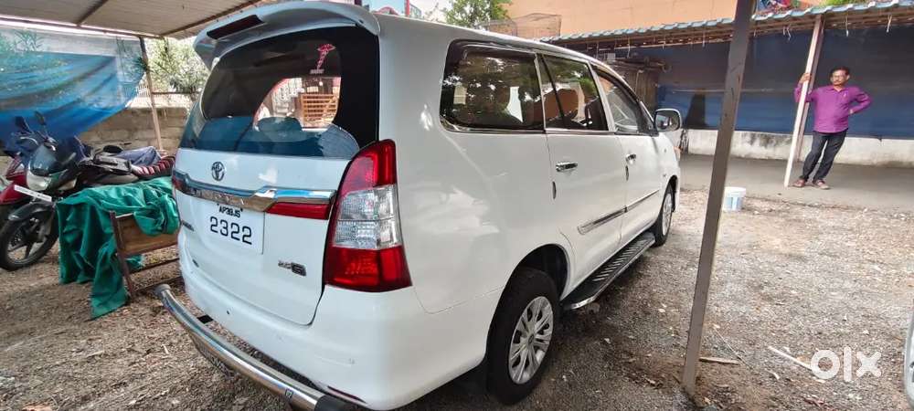 Toyota Innova 2015 Diesel 115000 Km Driven