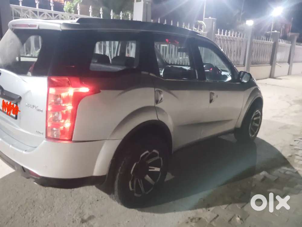 Mahindra Xuv500 2015