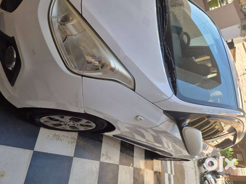 Hyundai Magna Diesel 2014 Model 90000 Km Driven