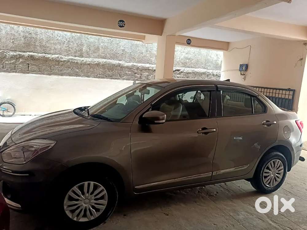 Maruti Suzuki Dzire Vxi 2013