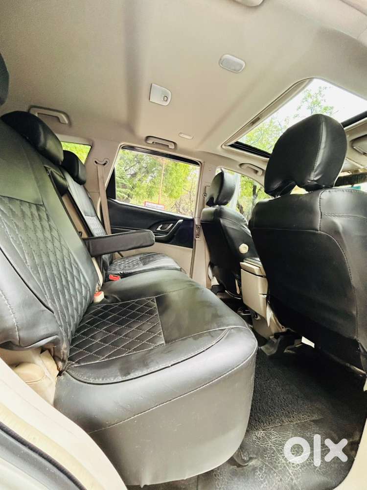Mahindra Xuv500 2018 Diesel Well Maintained