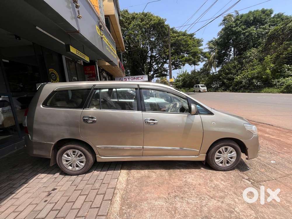 Toyota Innova 2.5 G (diesel) 8 Seater, 2008, Diesel