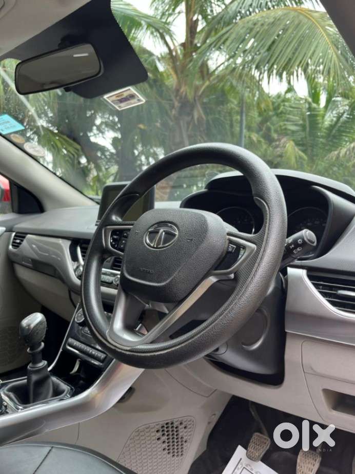 Tata Nexon 1.5 Revotorq Xz Plus, 2018, Petrol