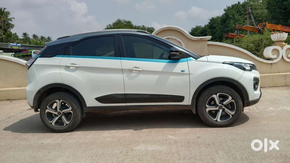 Tata Nexon Ev Xz Plus, 2022, Cng & Hybrids