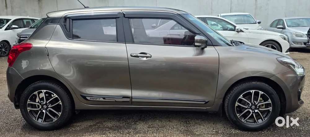 Maruti Suzuki Swift Zxi Plus Dual Tone, 2022, Petrol