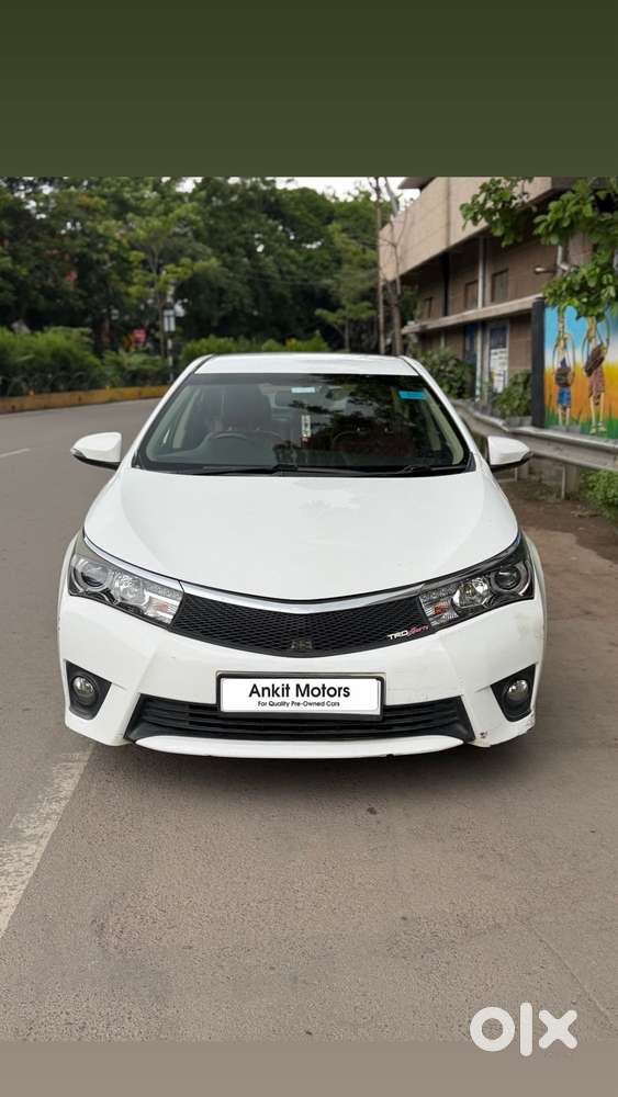 Toyota Corolla Altis Vl At, 2015, Petrol