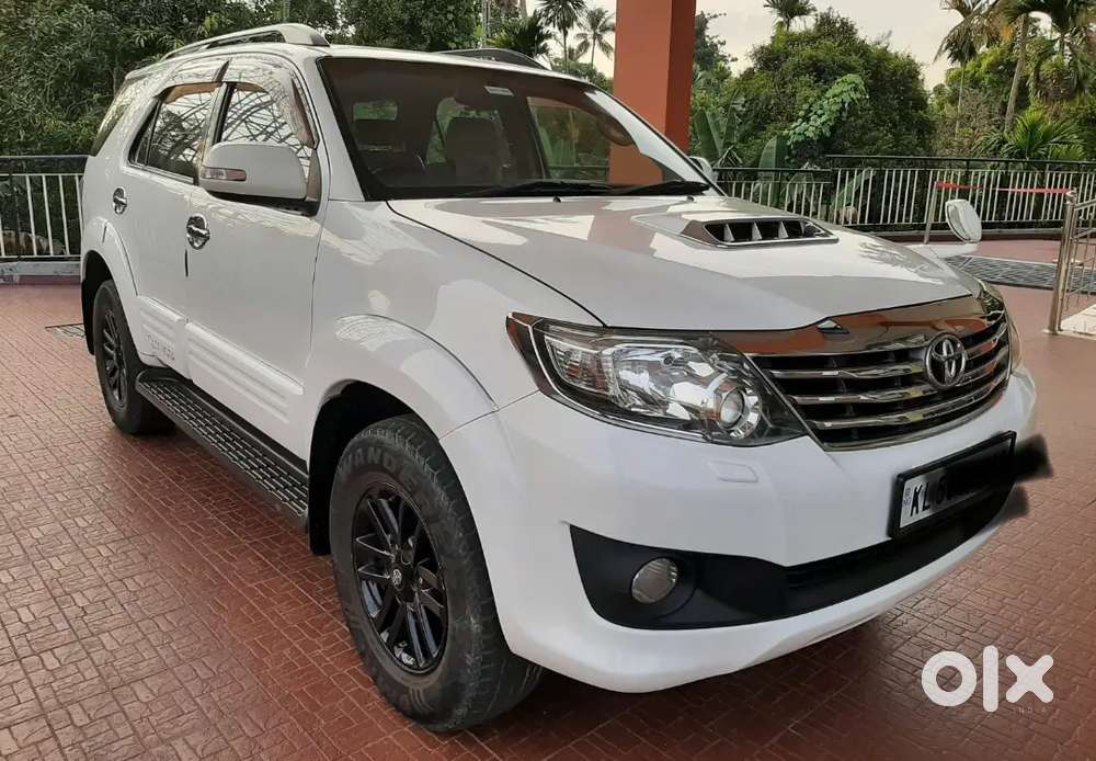 Toyota Fortuner 2011-2016 4x2 Manual, 2012, Diesel