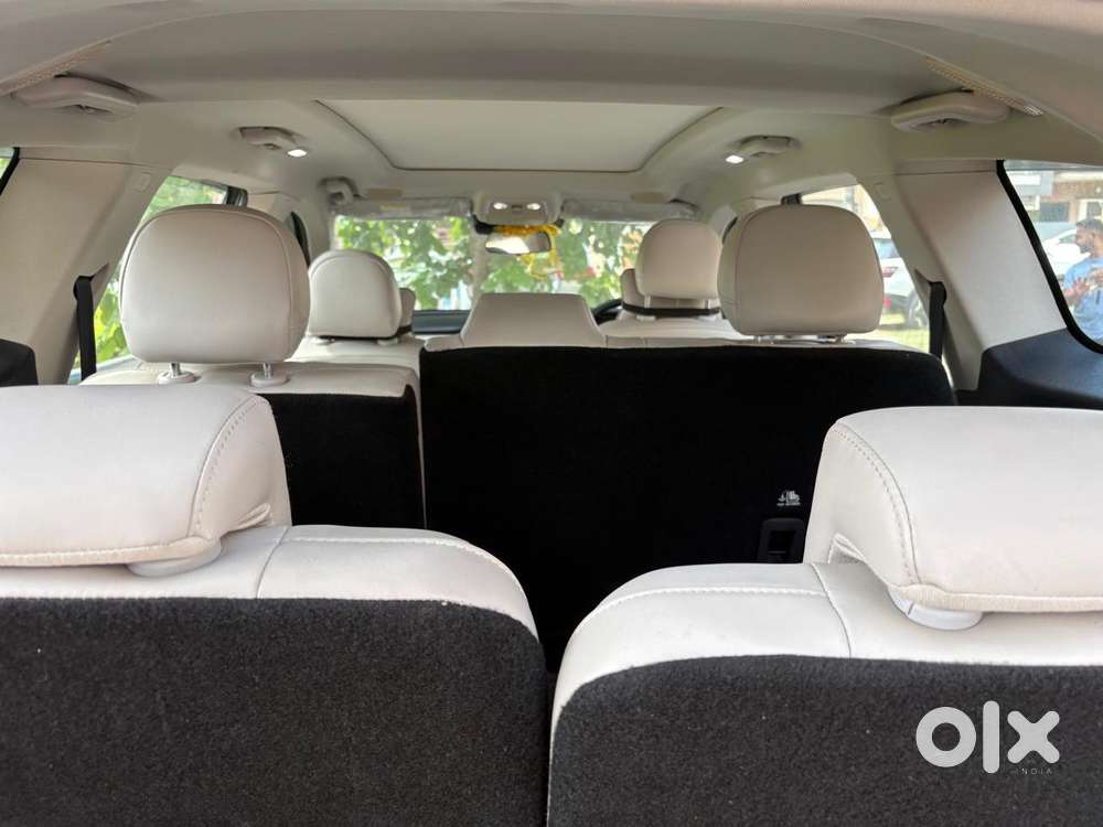 Mahindra Xuv700 Ax7l 6 Str At, 2022, Diesel