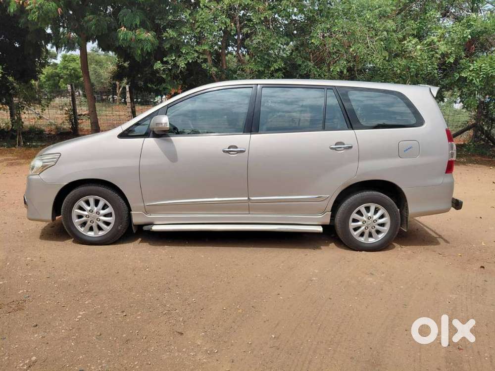Toyota Innova 2.5 Ev (diesel) Ps 7 Seater Bs Iv, 2014, Diesel