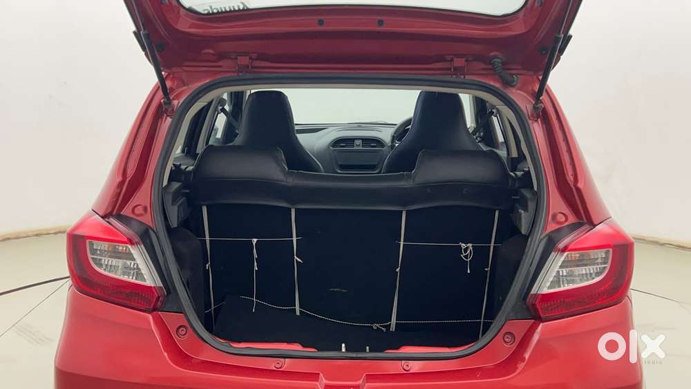 Tata Tiago Xe, 2019, Petrol