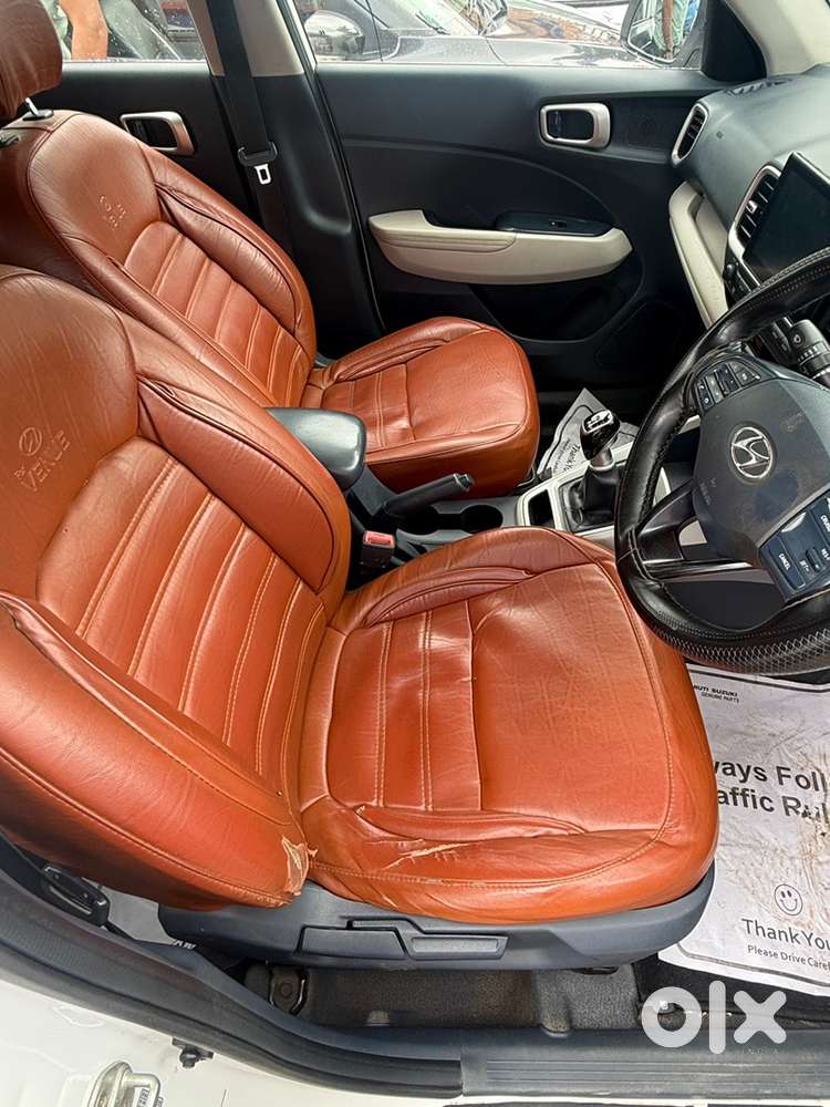 Hyundai Venue Petrol 2019