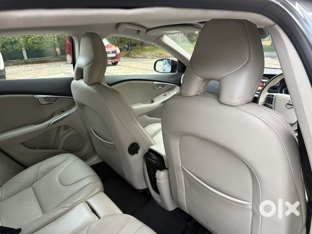 Volvo V40 D3 R Design, 2017, Diesel