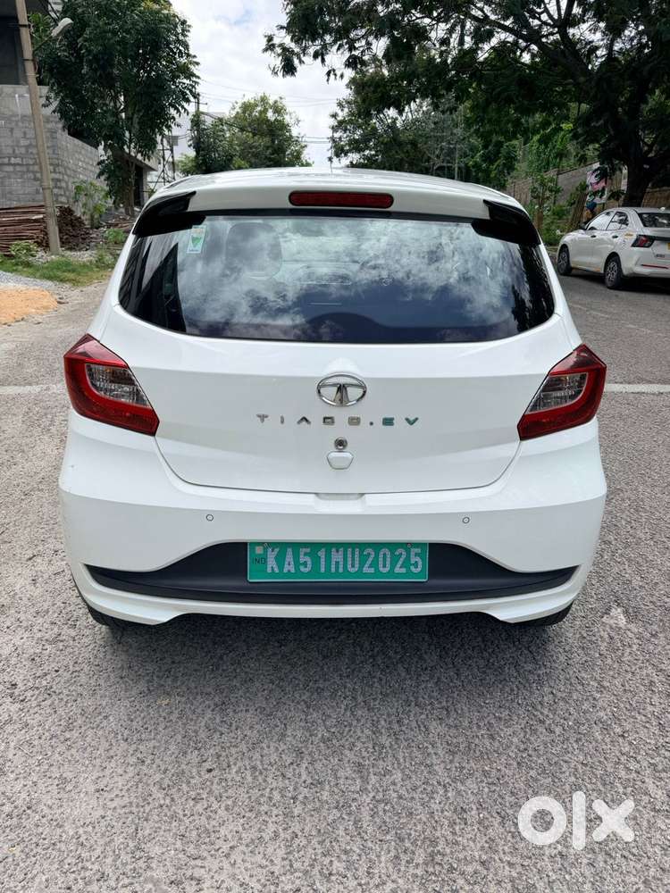Tata Tiago EV XT MR, 2023, Electric - Photo 2