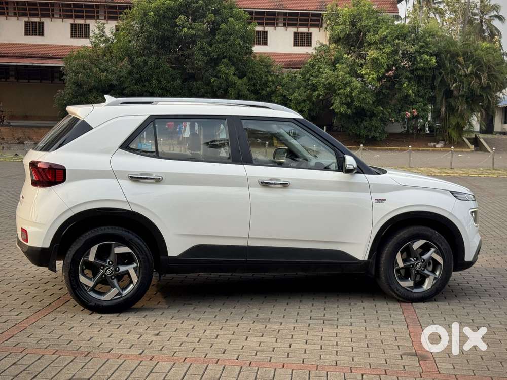 Hyundai Venue Sx Plus Turbo Dct, 2020, Petrol