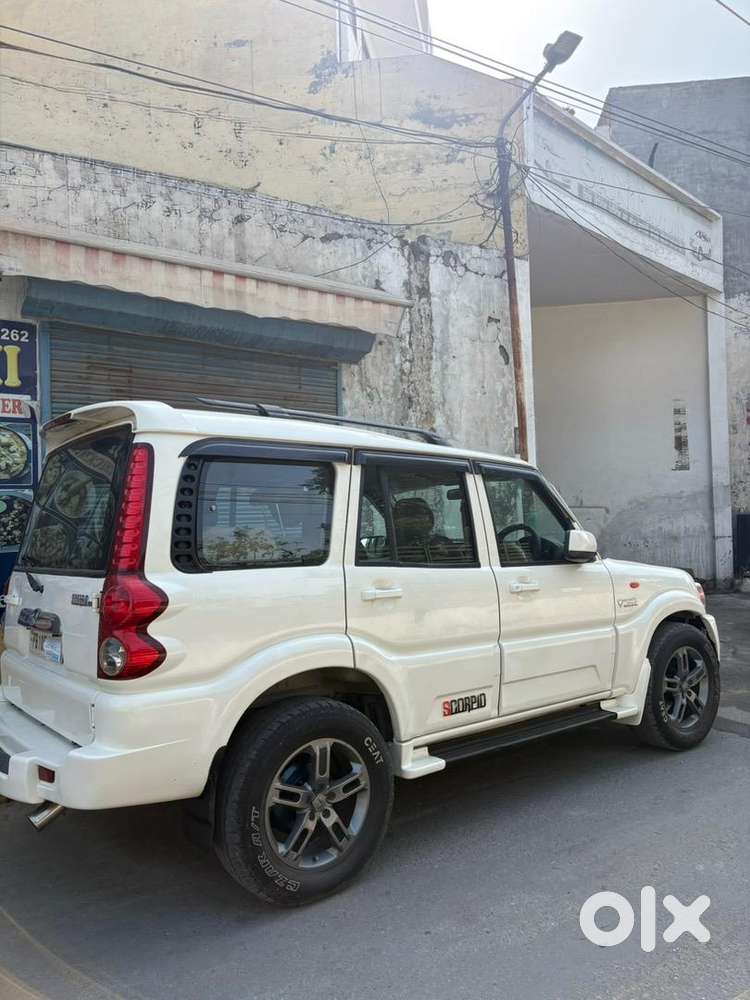 Mahindra Scorpio 2014 Diesel 140000 Km Driven