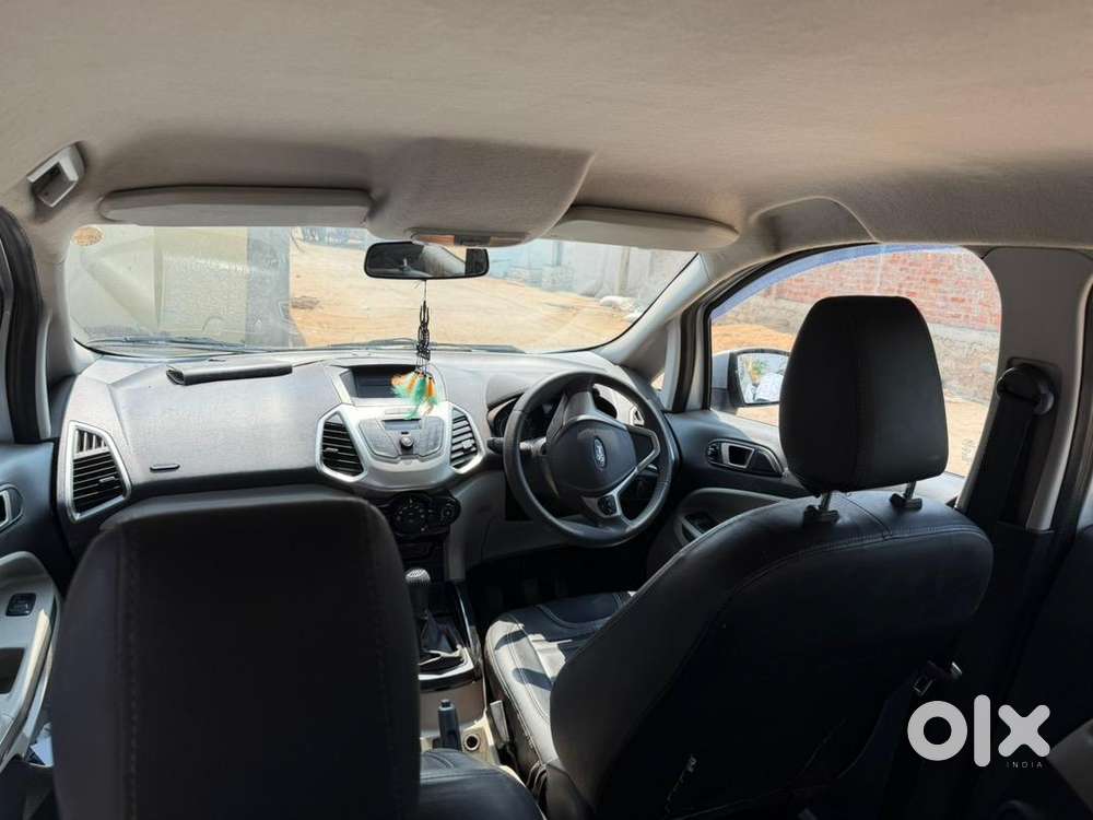 Ford Ecosport 2014 Petrol 130000 Km Driven