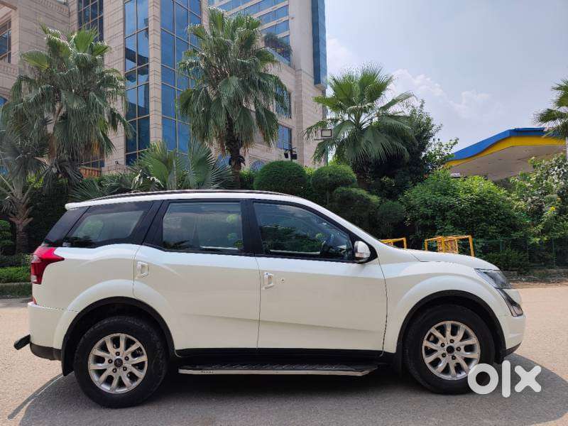 Mahindra Xuv500 W9 At 1.99, 2020