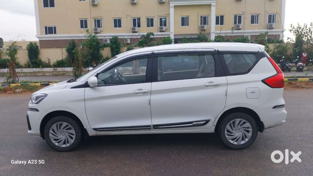 Maruti Suzuki Ertiga Vxi Petrol, 2024, Petrol