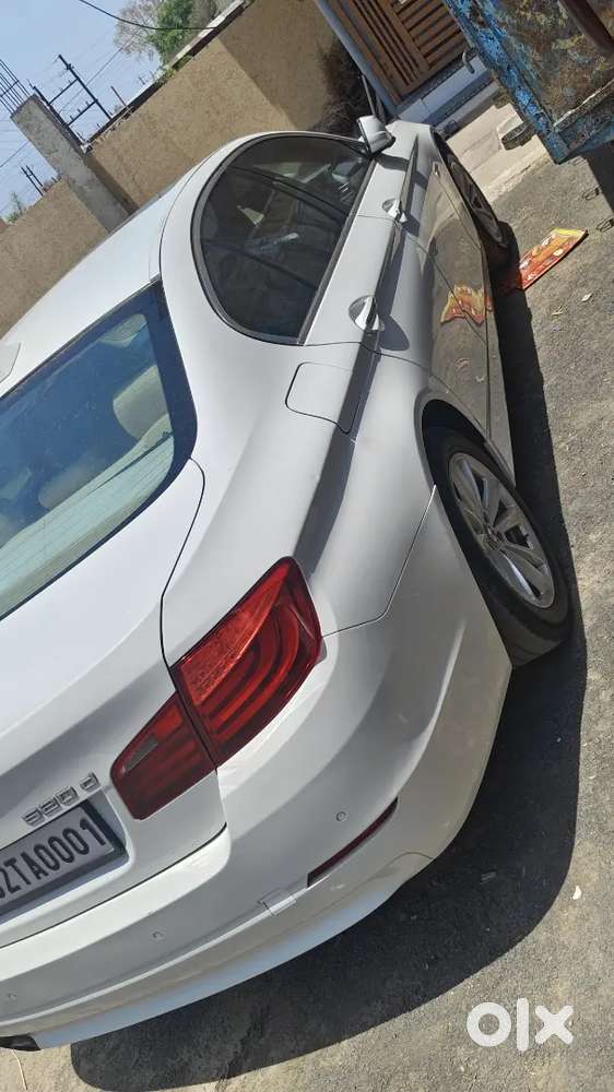 Bmw 520d Luxury Sedan With Special No. Of 0001
