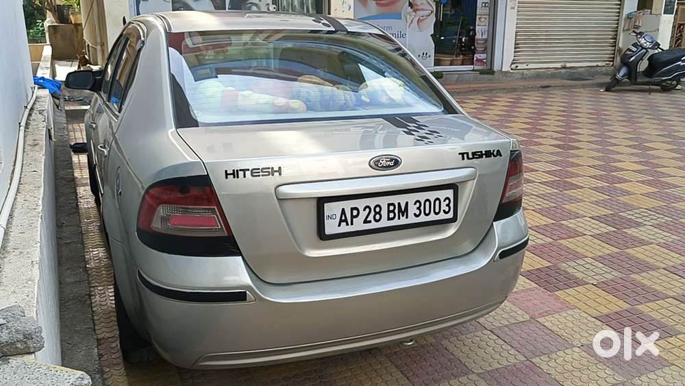 Ford Manual Car 2010