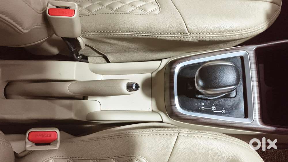 Maruti Suzuki Swift Dzire Amt Vxi, 2020, Petrol