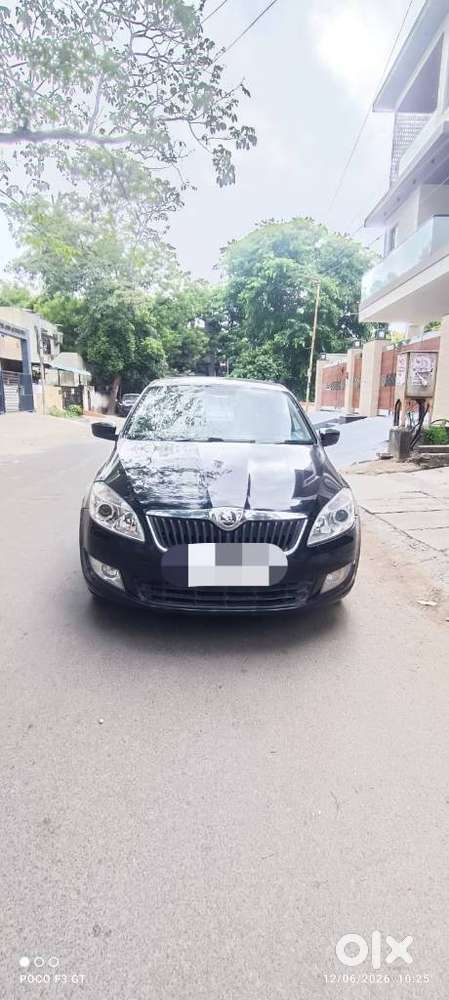 Skoda Rapid 1.6 Mpi At Elegance, 2013, Petrol
