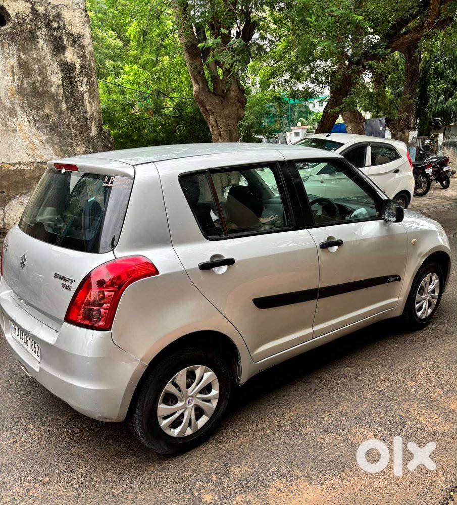 Maruti Suzuki Swift Vxi + Manual, 2009, Petrol