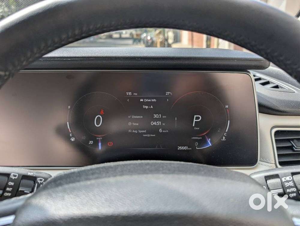 Mahindra Xuv700 2.2 Ax 7 Diesel At Luxury Pack Str Awd, 2023, Diesel