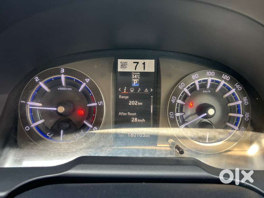 Toyota Innova Crysta 2.8z Automatic, 2017, Diesel