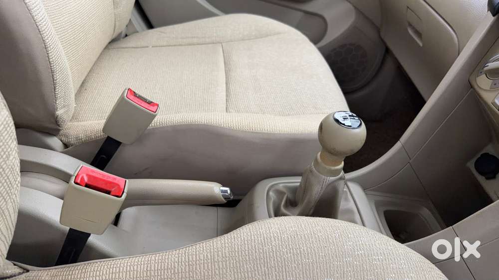 Maruti Suzuki Swift Dzire Vxi 1.2, 2015, Petrol