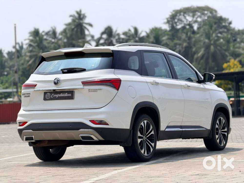 Mg Hector Plus 1.5 Sharp Turbo Cvt 6 Str, 2022, Petrol