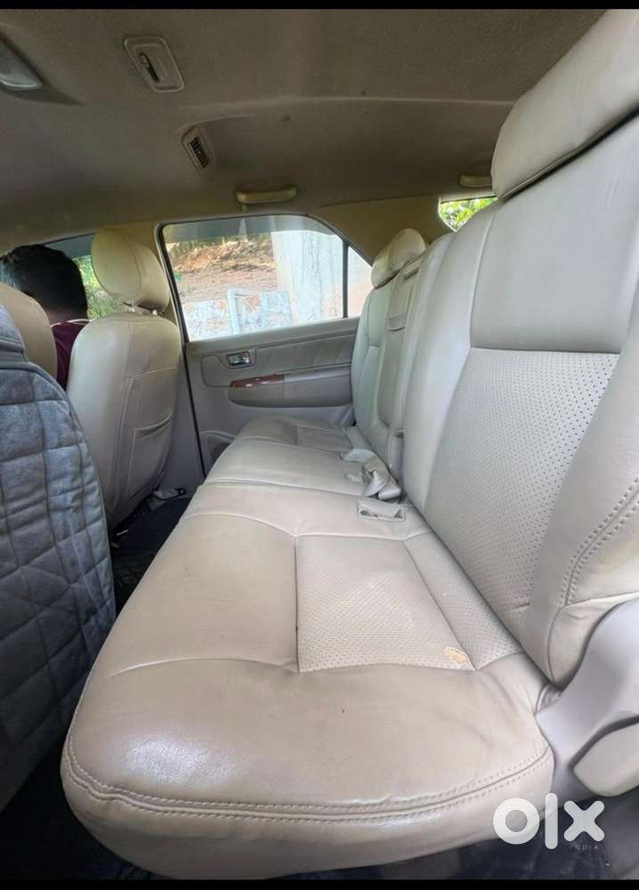 Toyota Fortuner 3.0 4x4 Manual, 2010, Diesel