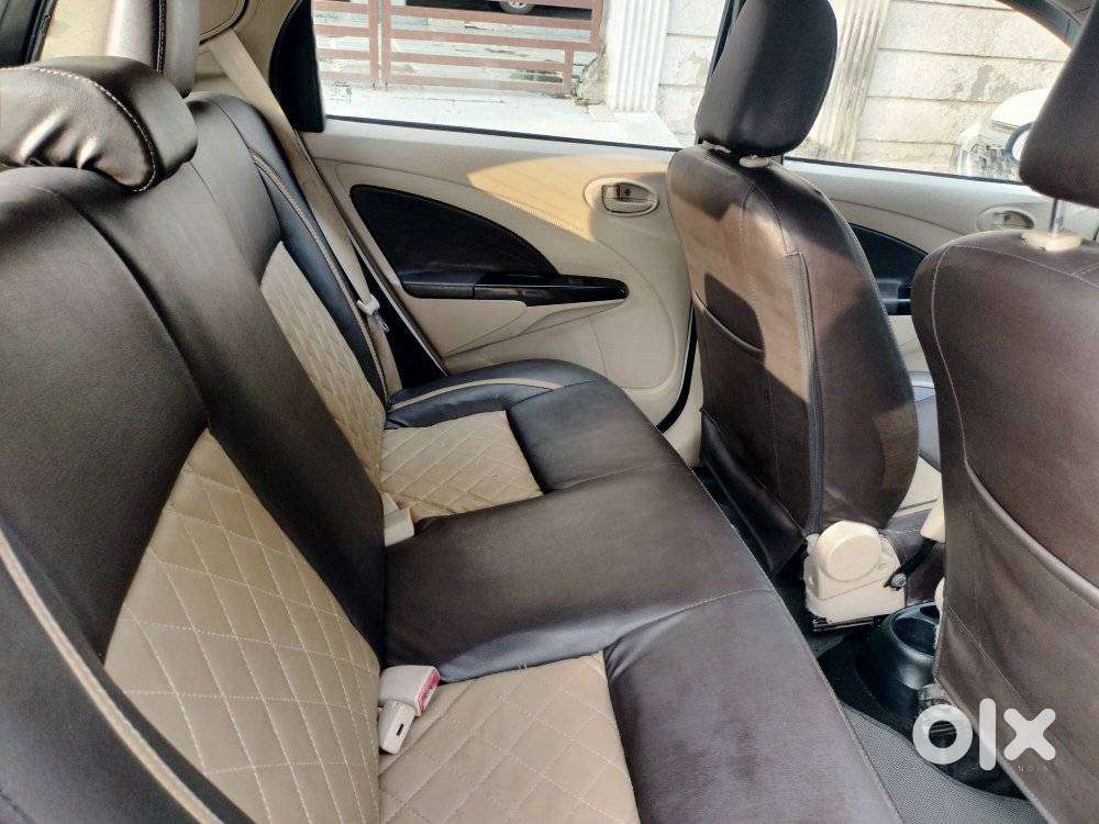 Toyota Etios Liva 1.2 Vx Dual Tone, 2018, Petrol